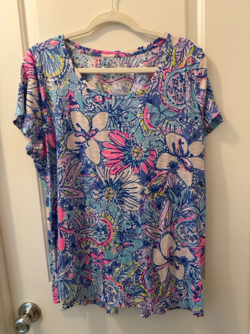 Lilly Pulitzer Blue, Pink & White Floral Short Sleeve Tee - Picture 1 of 3